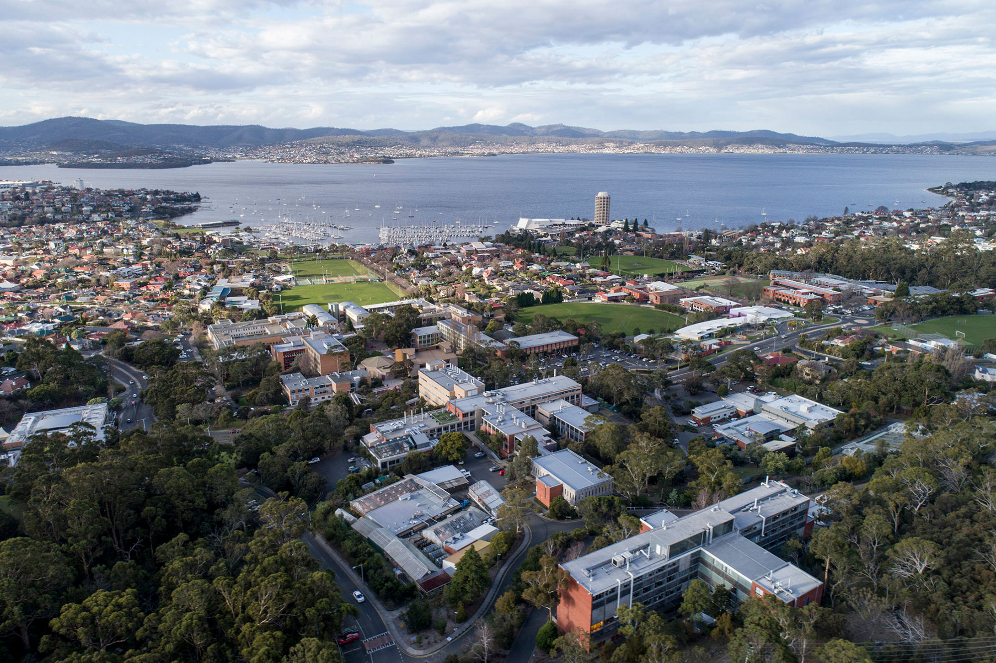 University of Tasmania StudyDIY